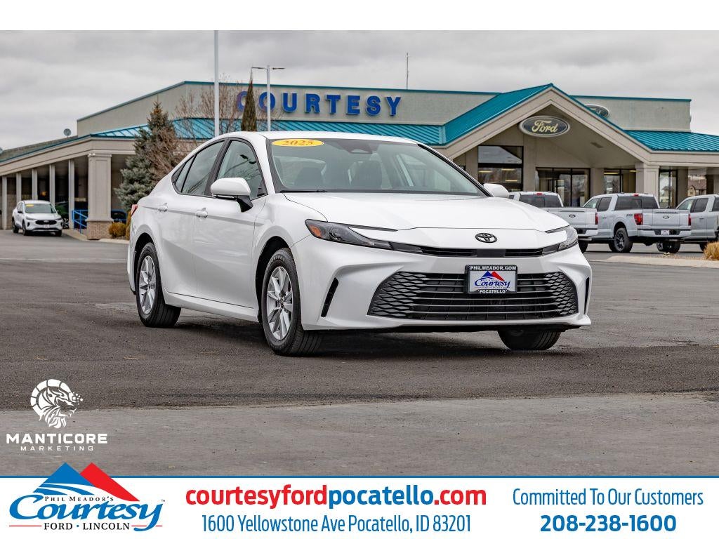 2025 Toyota Camry Hybrid LE Hybrid AWD