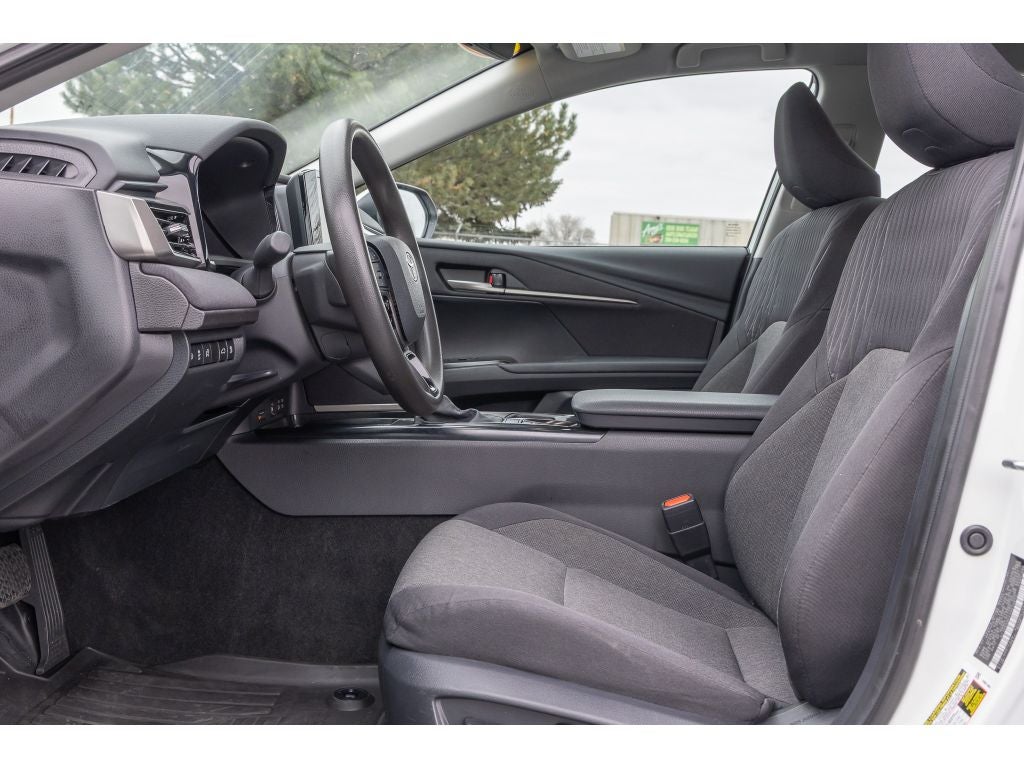 2025 Toyota Camry Hybrid LE Hybrid AWD