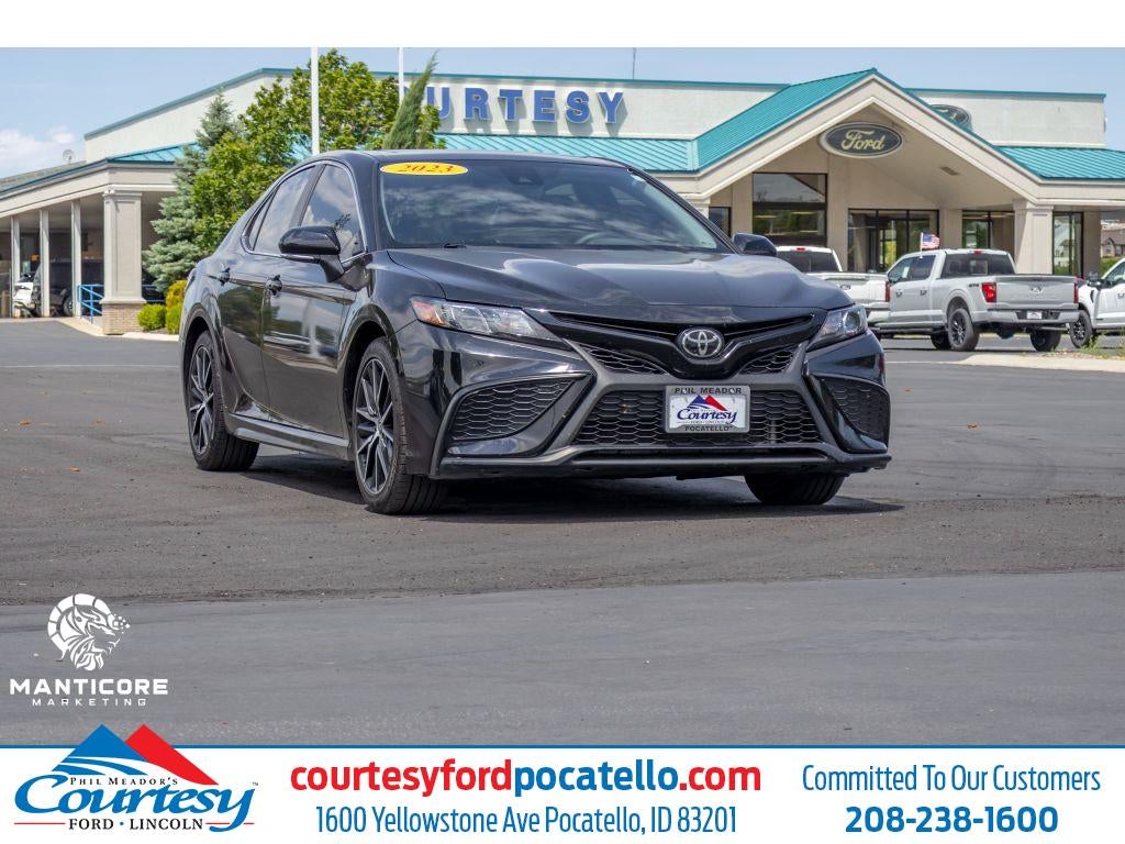 2023 Toyota Camry SE Nightshade