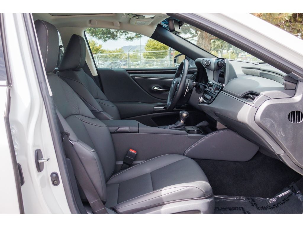 2025 Lexus ES 350 Base