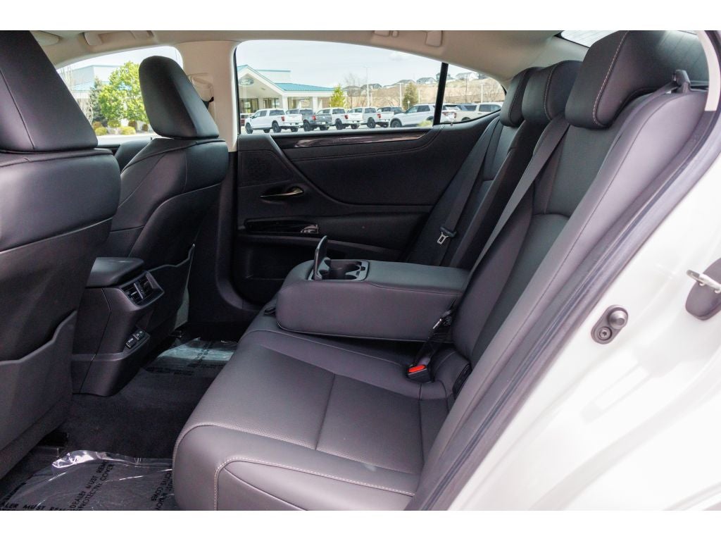 2025 Lexus ES 350 Base