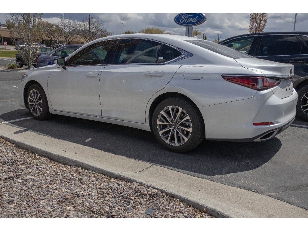 2025 Lexus ES 350 Base