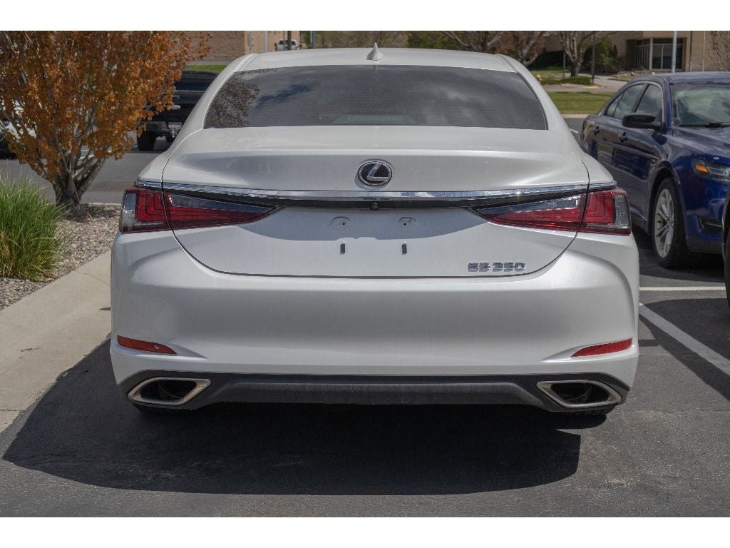 2025 Lexus ES 350 Base