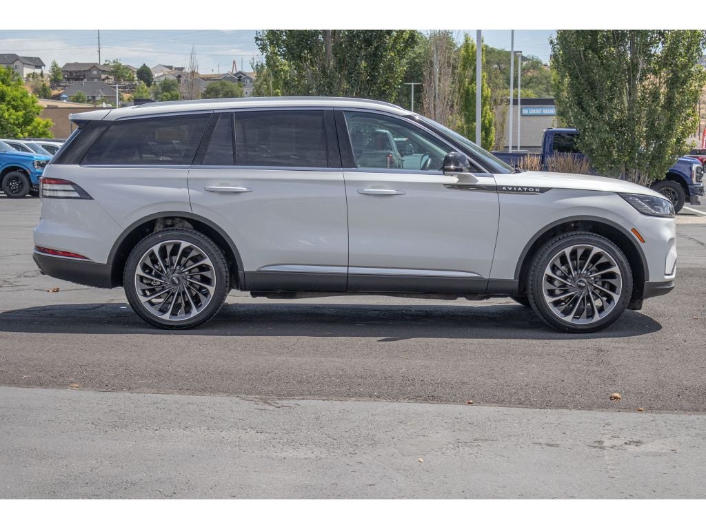 2025 Lincoln Aviator Reserve