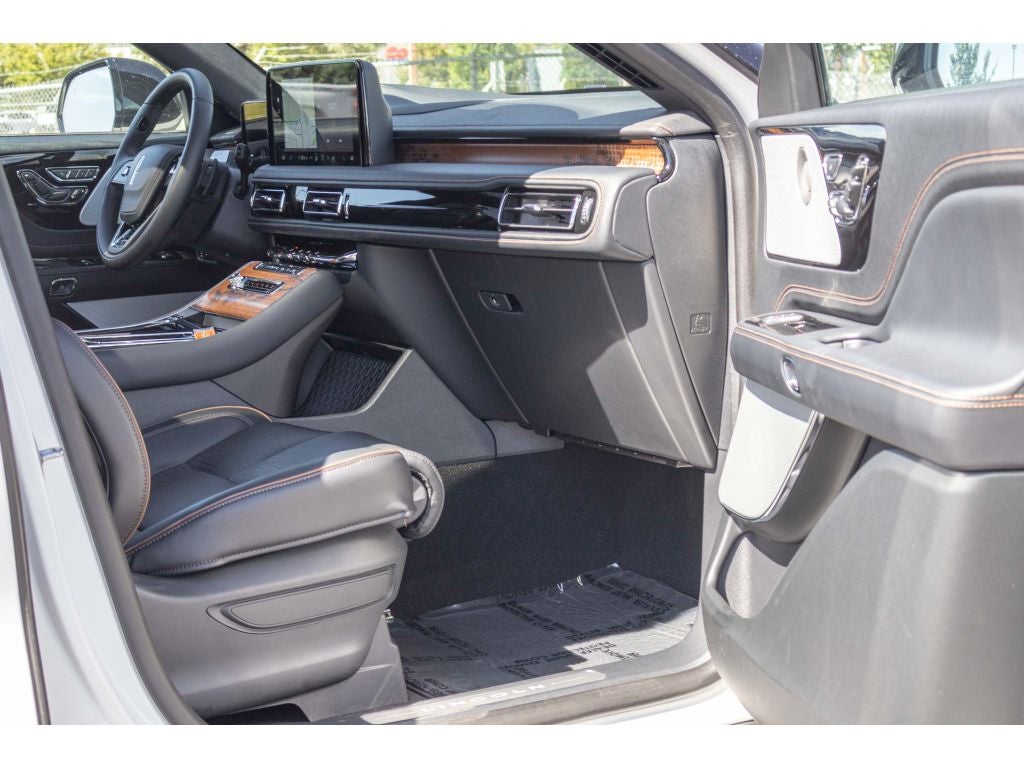 2025 Lincoln Aviator Black Label