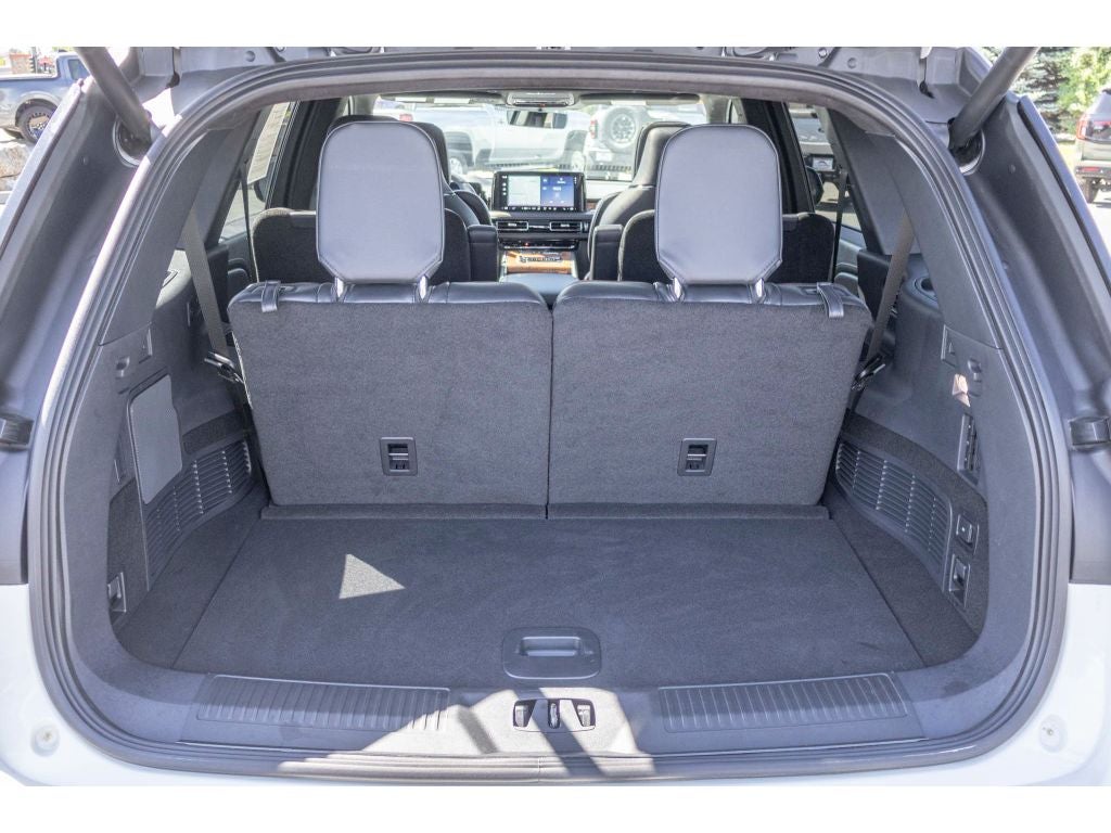 2025 Lincoln Aviator Black Label