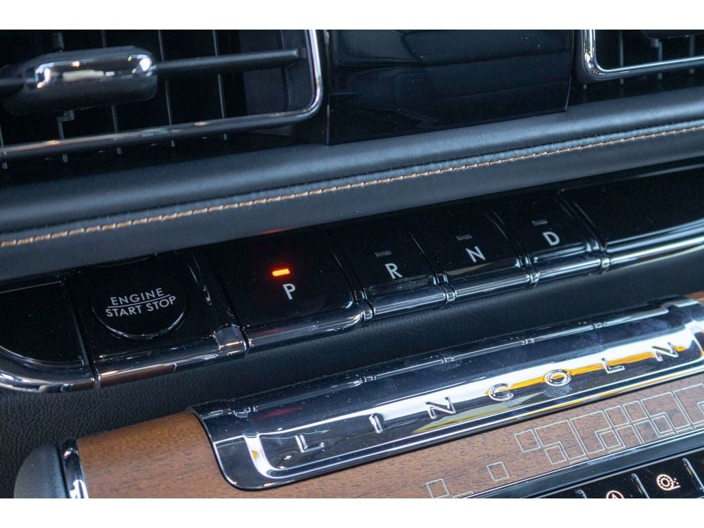 2025 Lincoln Aviator Black Label