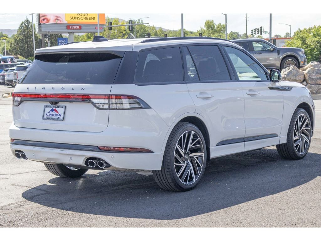 2025 Lincoln Aviator Black Label