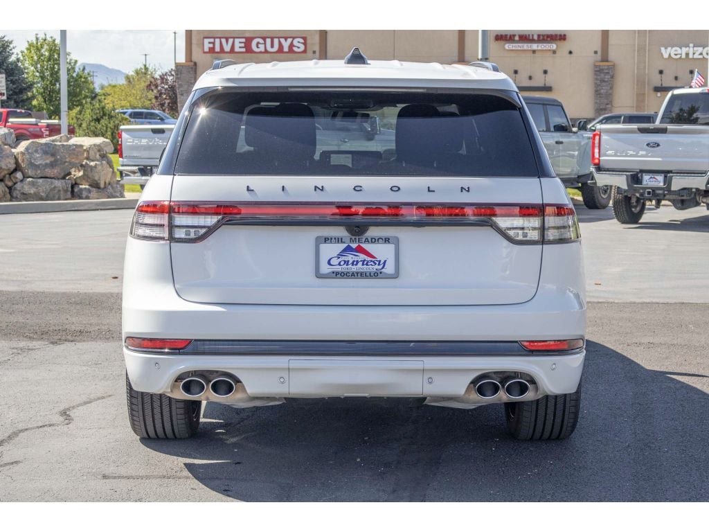 2025 Lincoln Aviator Black Label