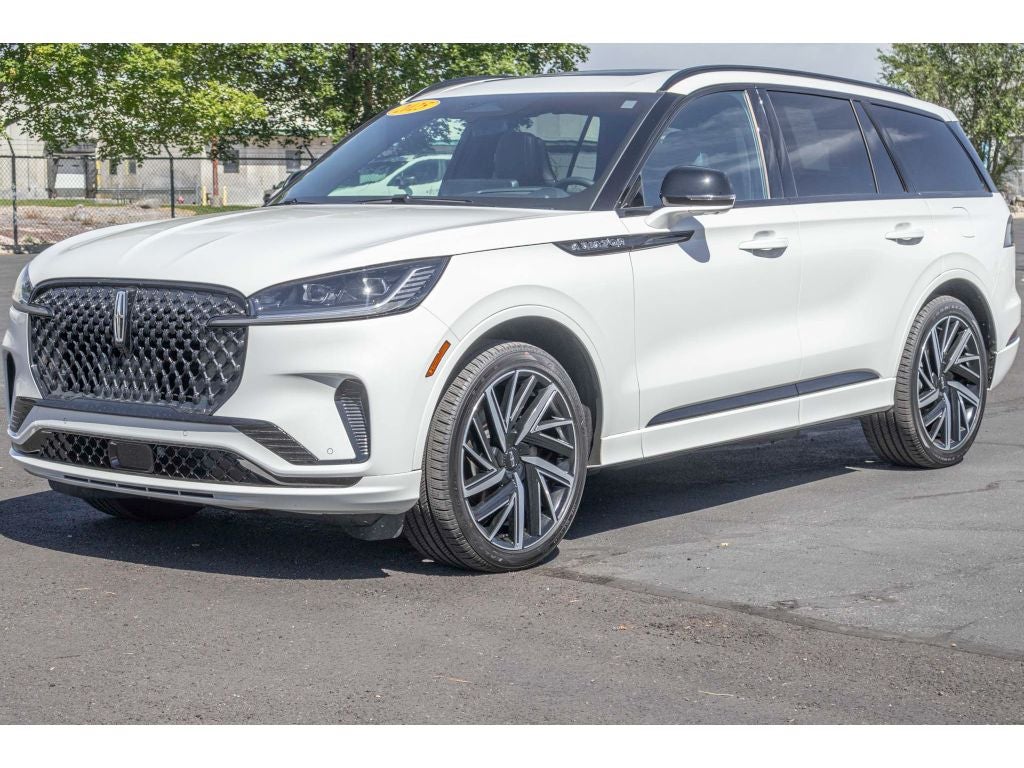 2025 Lincoln Aviator Black Label