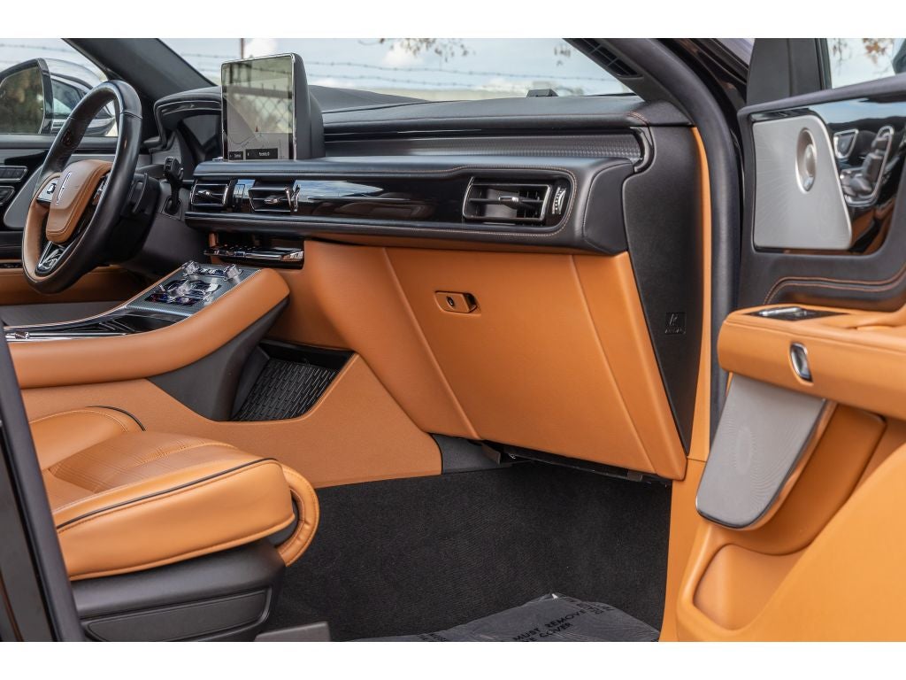 2022 Lincoln Aviator Black Label