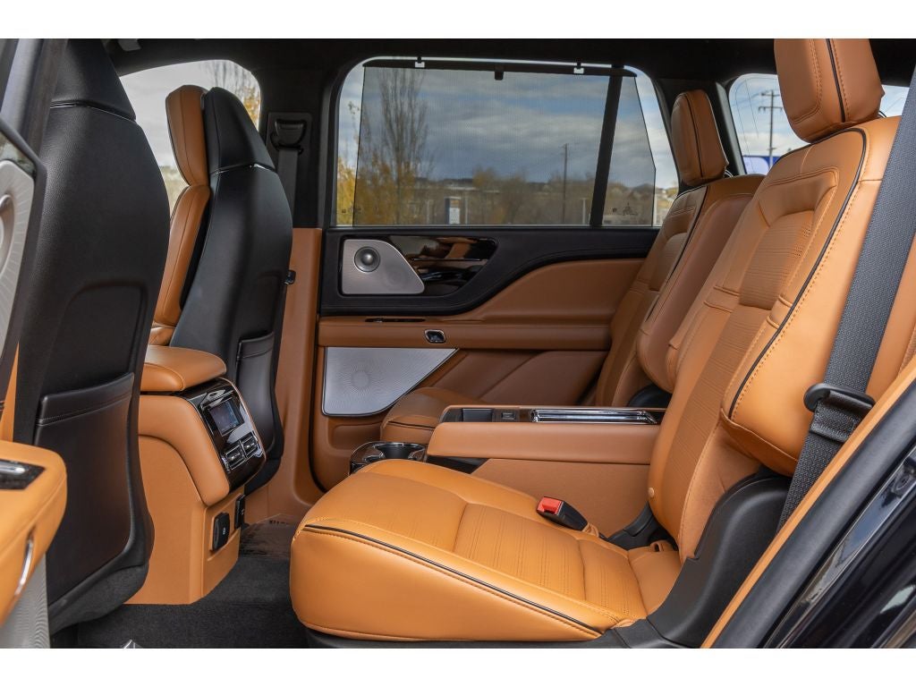 2022 Lincoln Aviator Black Label