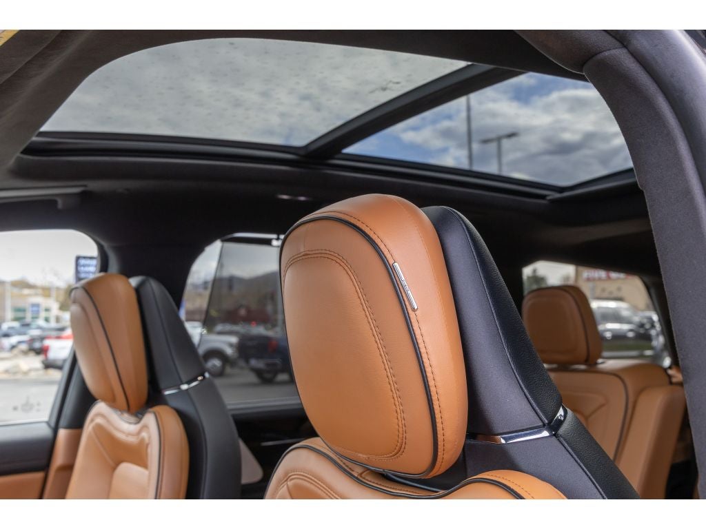 2022 Lincoln Aviator Black Label