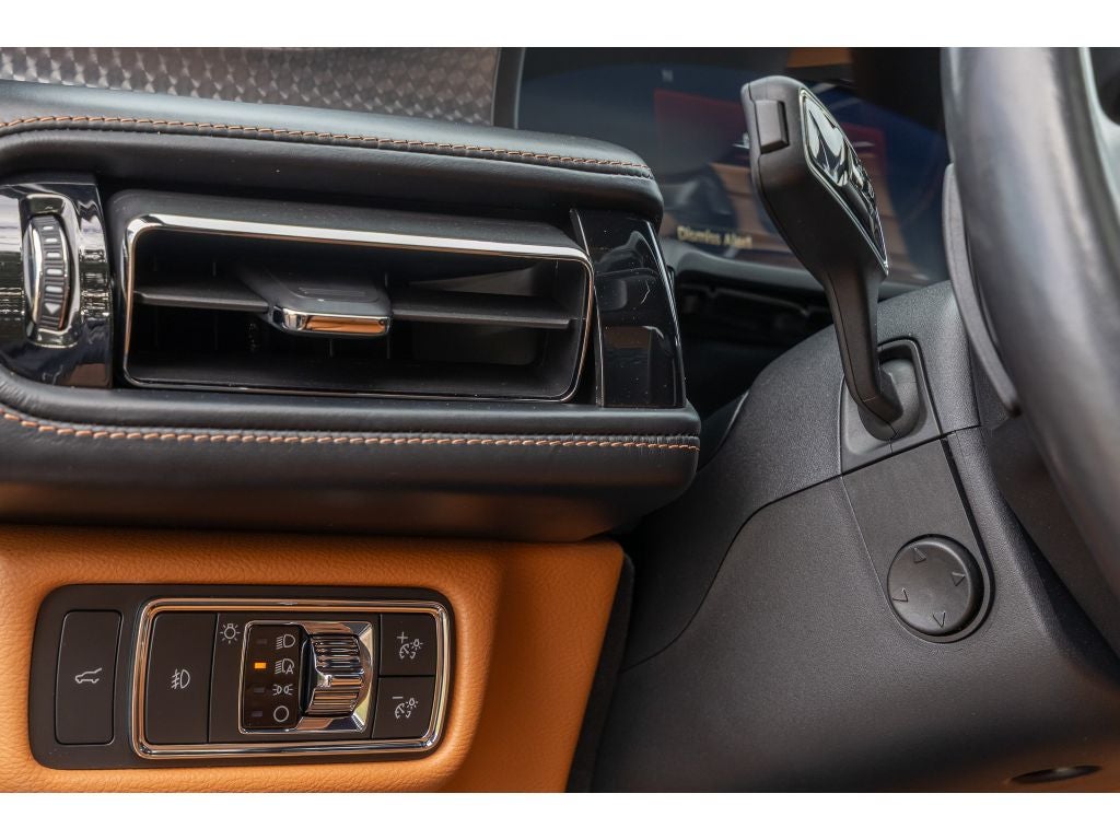 2022 Lincoln Aviator Black Label