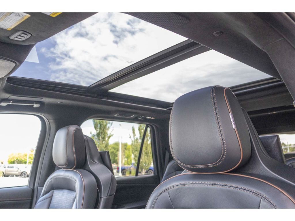 2025 Lincoln Navigator Black Label