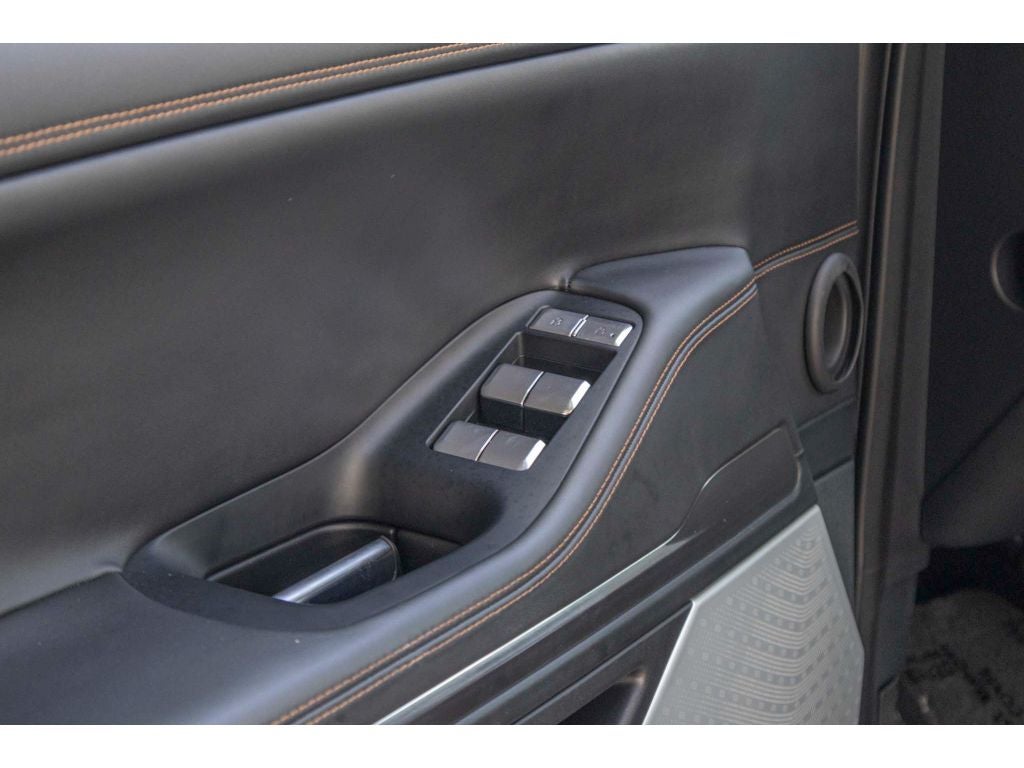 2025 Lincoln Navigator Black Label