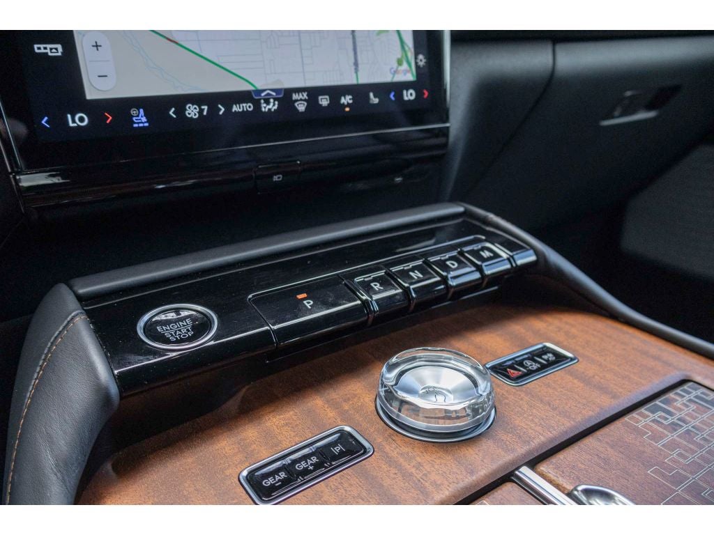 2025 Lincoln Navigator Black Label