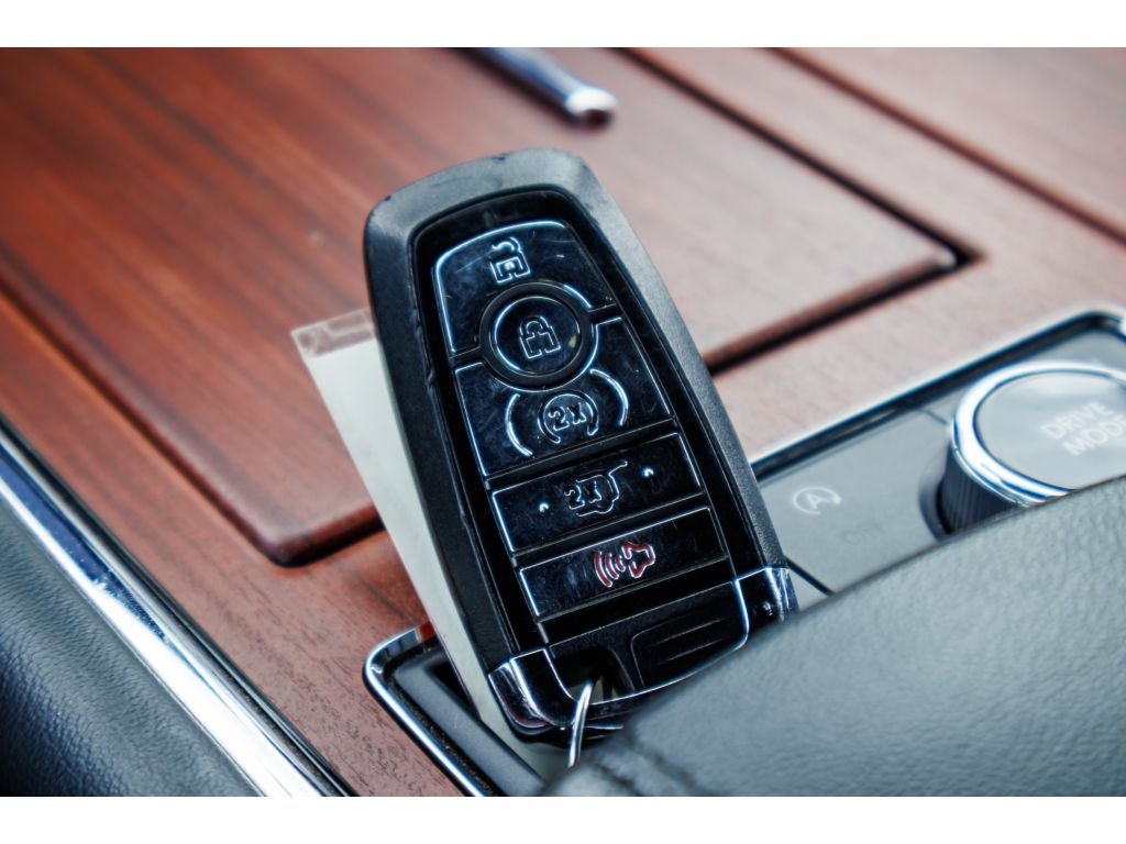 2024 Lincoln Navigator L Premier