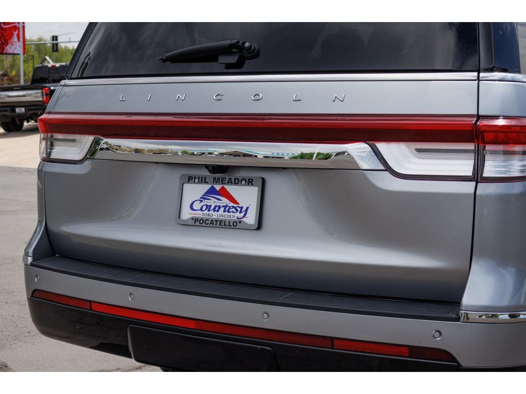 2024 Lincoln Navigator L Premier