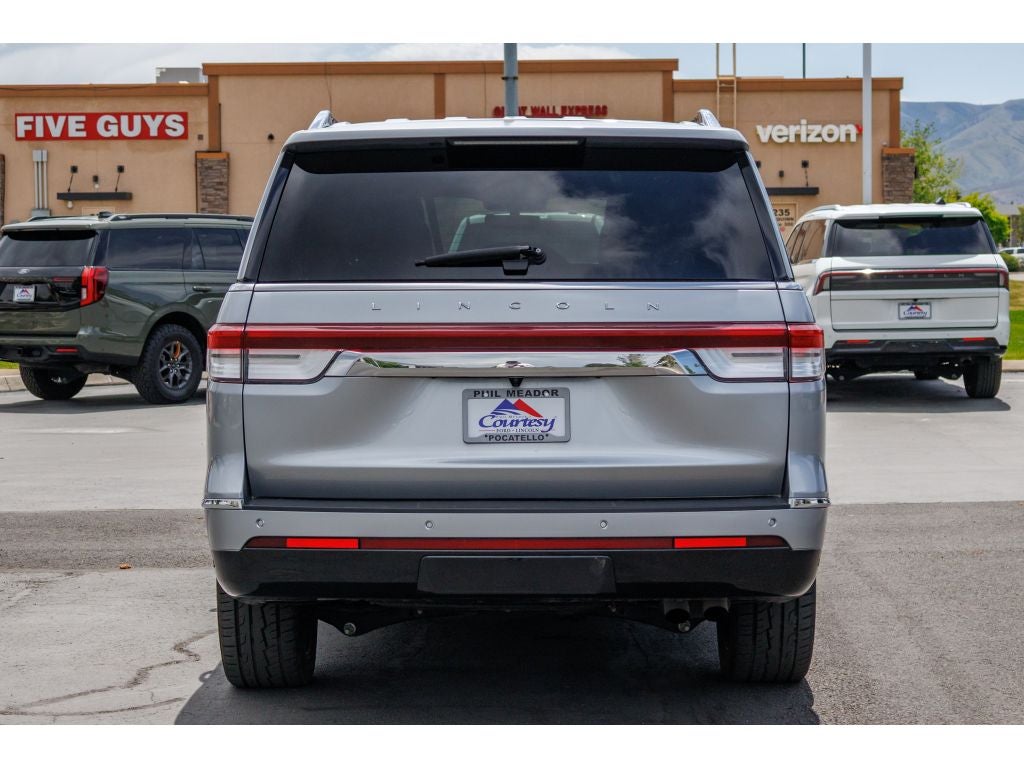 2024 Lincoln Navigator L Premier