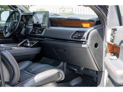 2024 Lincoln Navigator L Black Label