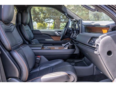 2024 Lincoln Navigator L Black Label