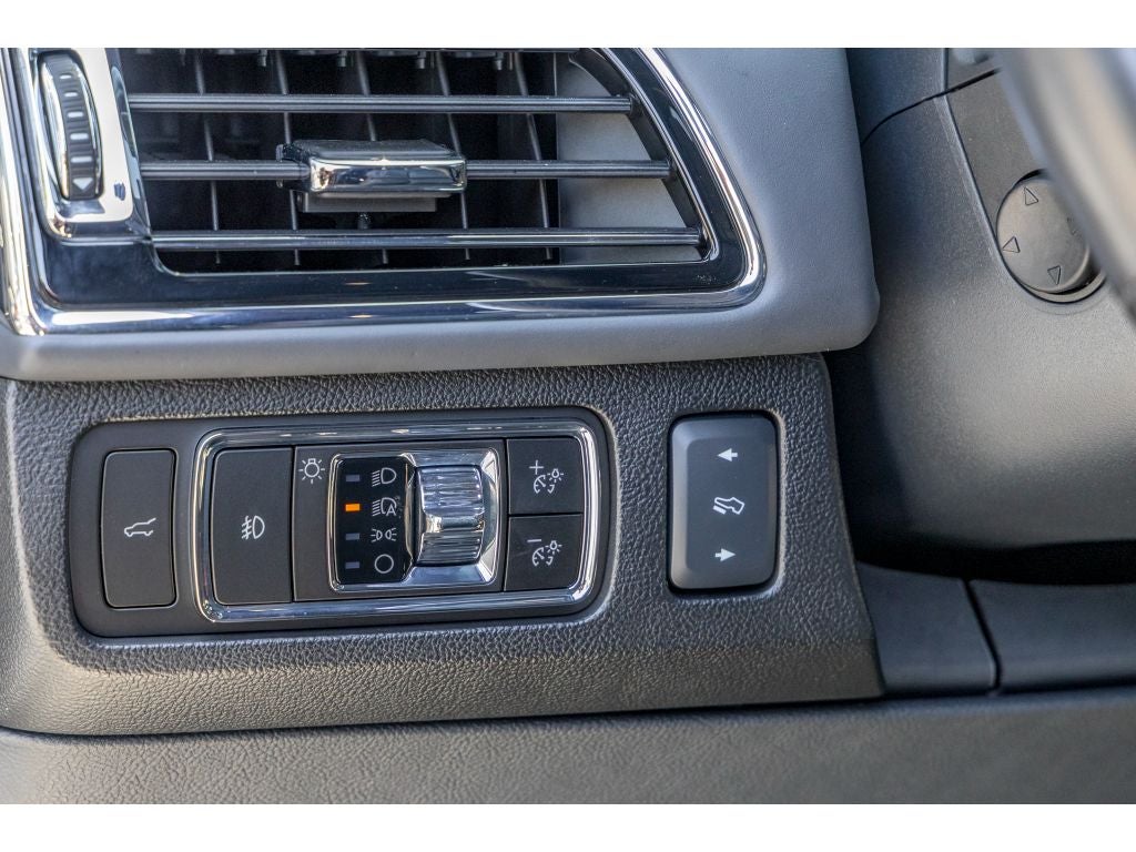 2024 Lincoln Navigator L Black Label