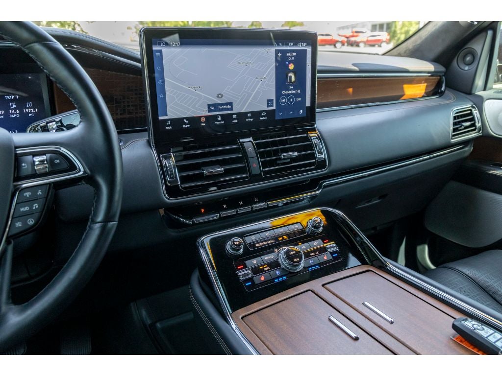 2024 Lincoln Navigator L Black Label