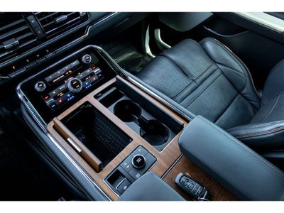 2024 Lincoln Navigator L Black Label