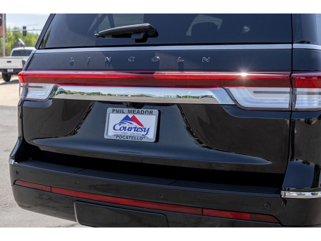 2024 Lincoln Navigator L Black Label