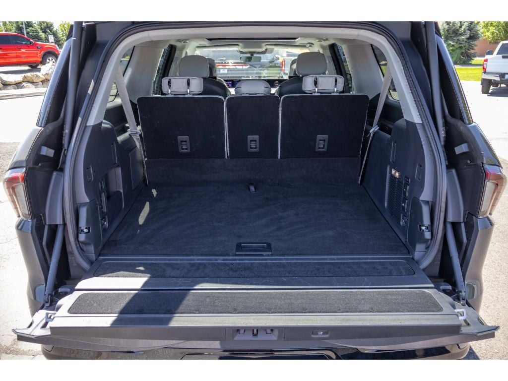 2025 Lincoln Navigator L Black Label