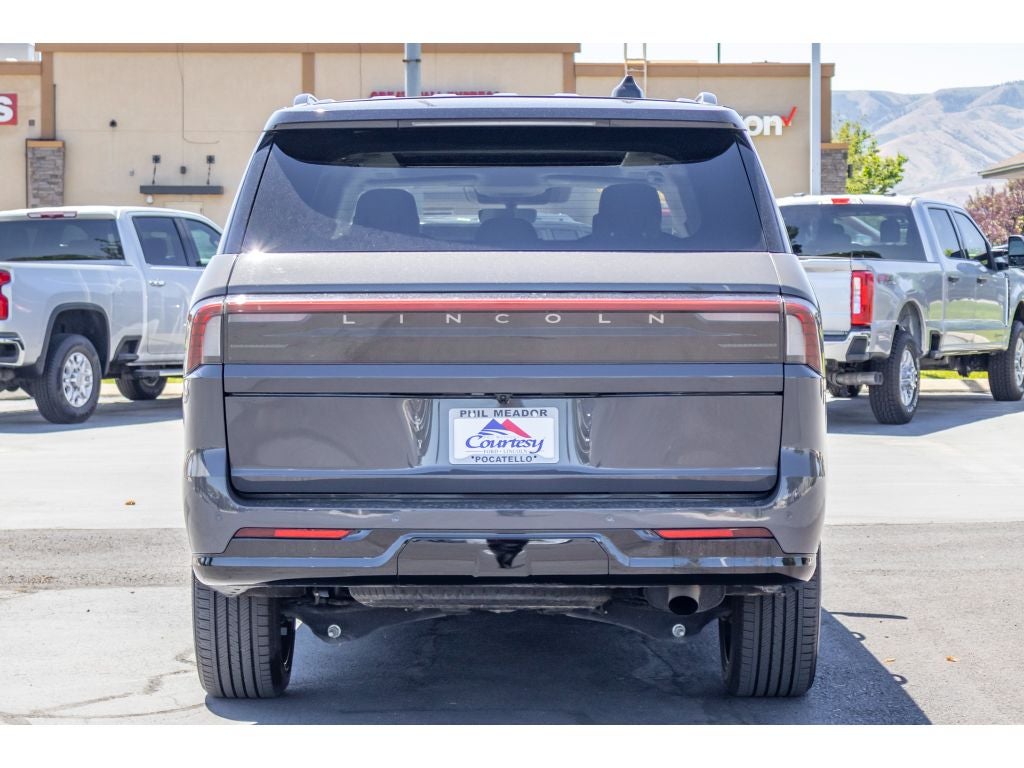 2025 Lincoln Navigator L Black Label