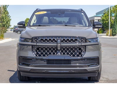 2025 Lincoln Navigator L Black Label