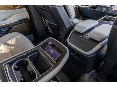 2025 Lincoln Navigator L Black Label