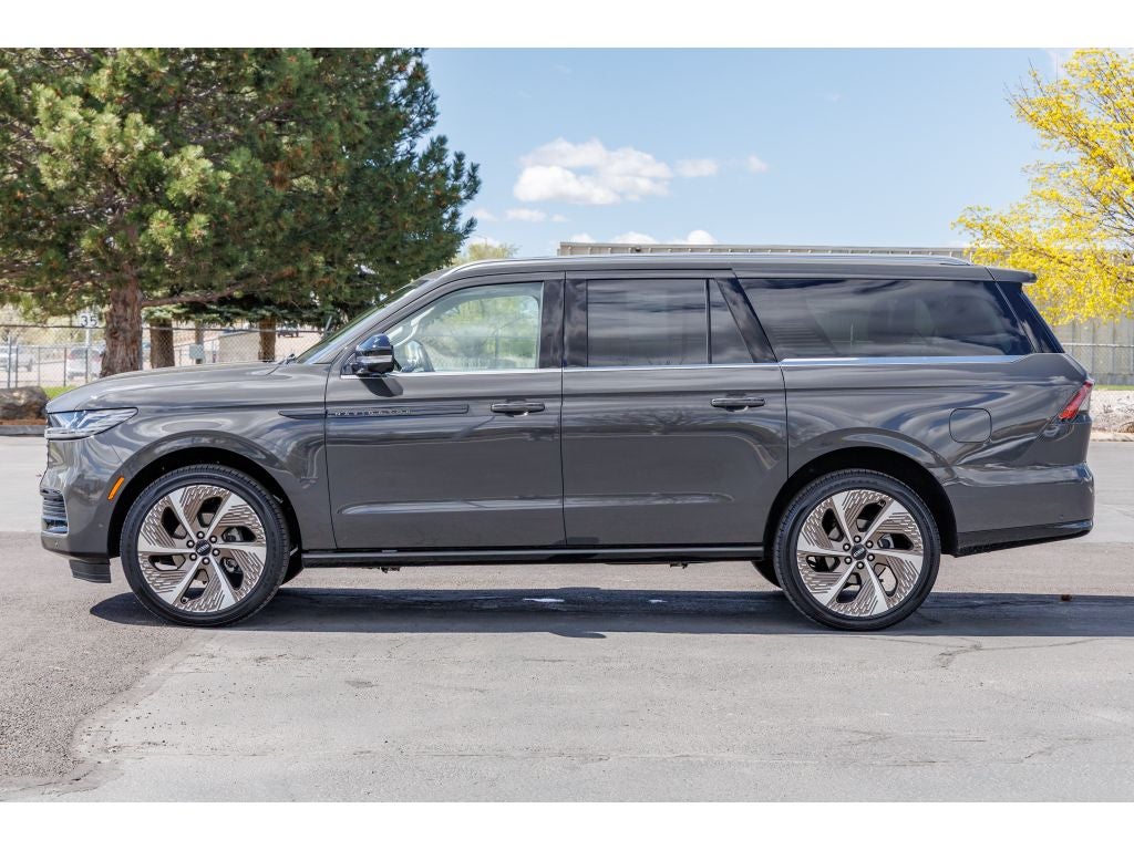 2025 Lincoln Navigator L Black Label