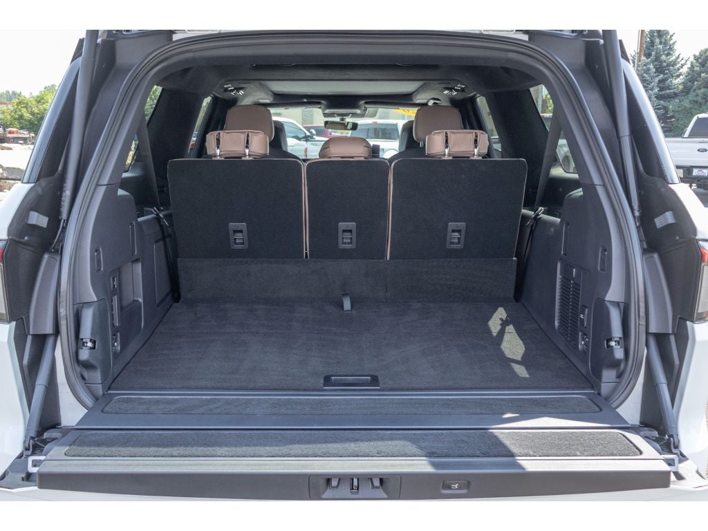 2026 Lincoln Navigator L Black Label