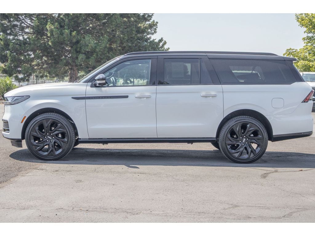 2026 Lincoln Navigator L Black Label