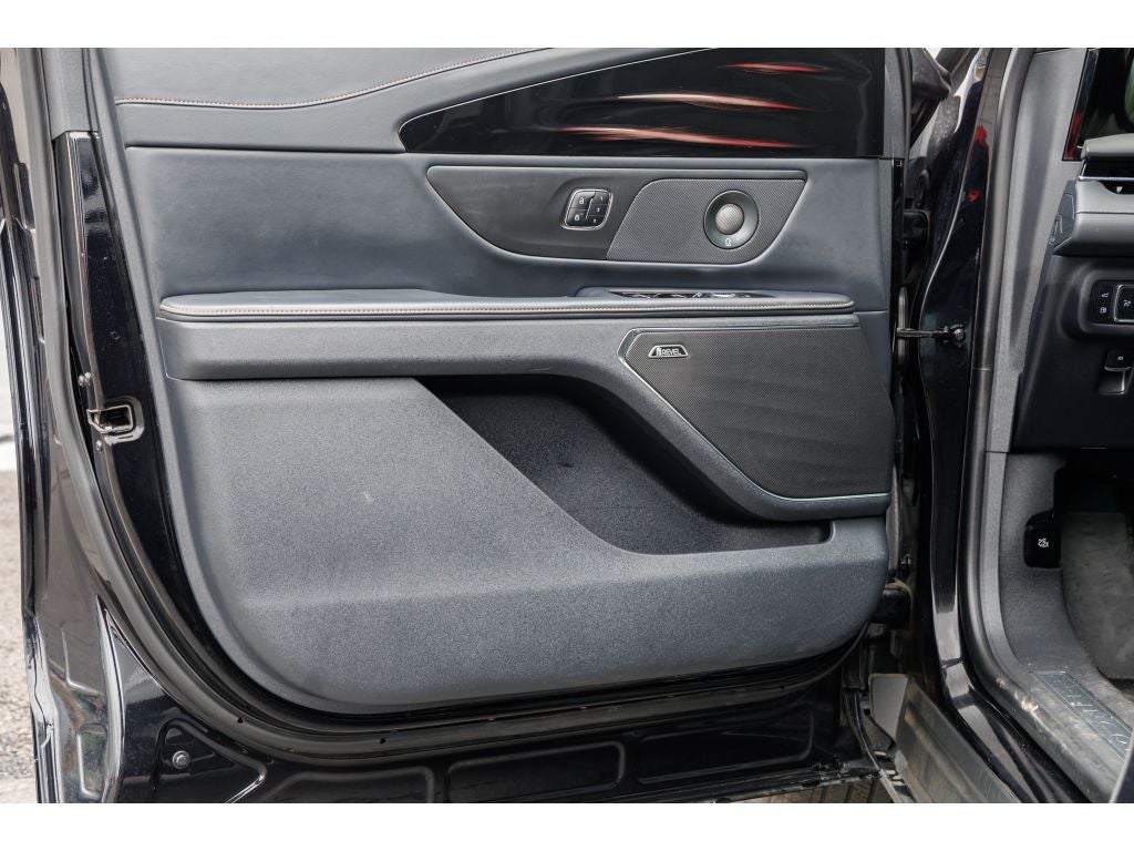 2024 Lincoln Nautilus Reserve