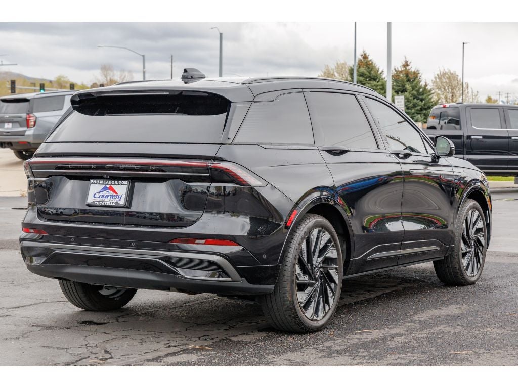 2024 Lincoln Nautilus Reserve