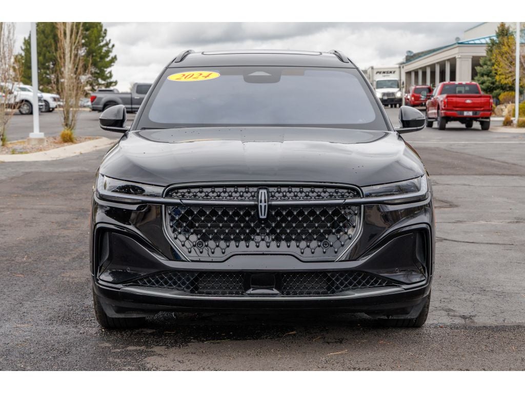 2024 Lincoln Nautilus Reserve