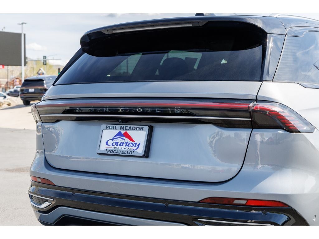 2024 Lincoln Nautilus Reserve