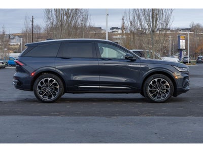 2024 Lincoln Nautilus Reserve