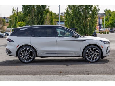 2025 Lincoln Nautilus Black Label