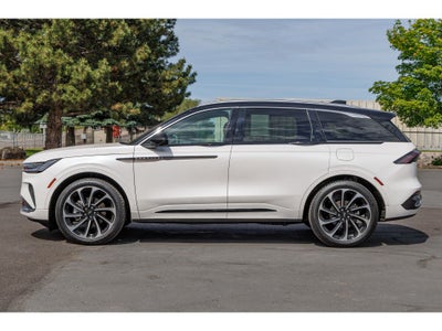 2025 Lincoln Nautilus Black Label