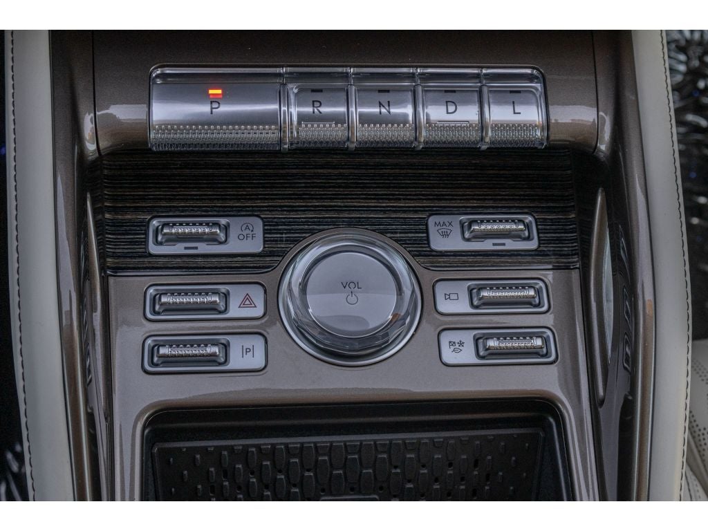 2025 Lincoln Nautilus Black Label