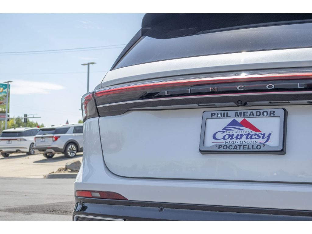 2025 Lincoln Nautilus Black Label