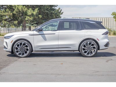 2025 Lincoln Nautilus Black Label