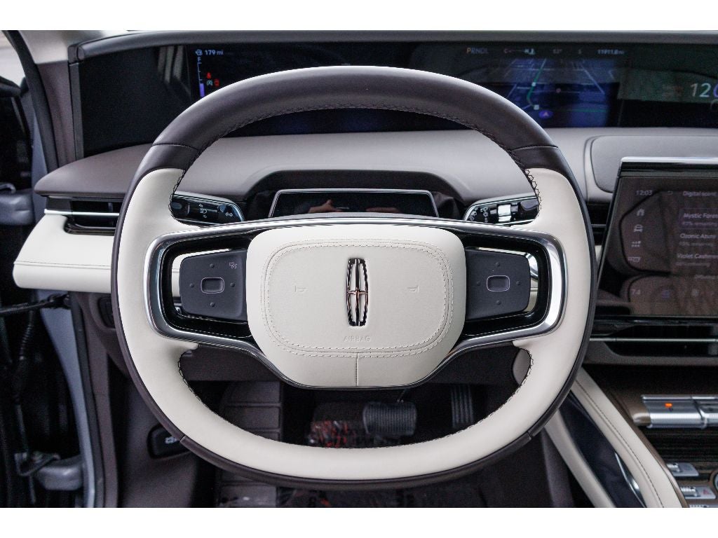 2025 Lincoln Nautilus Black Label