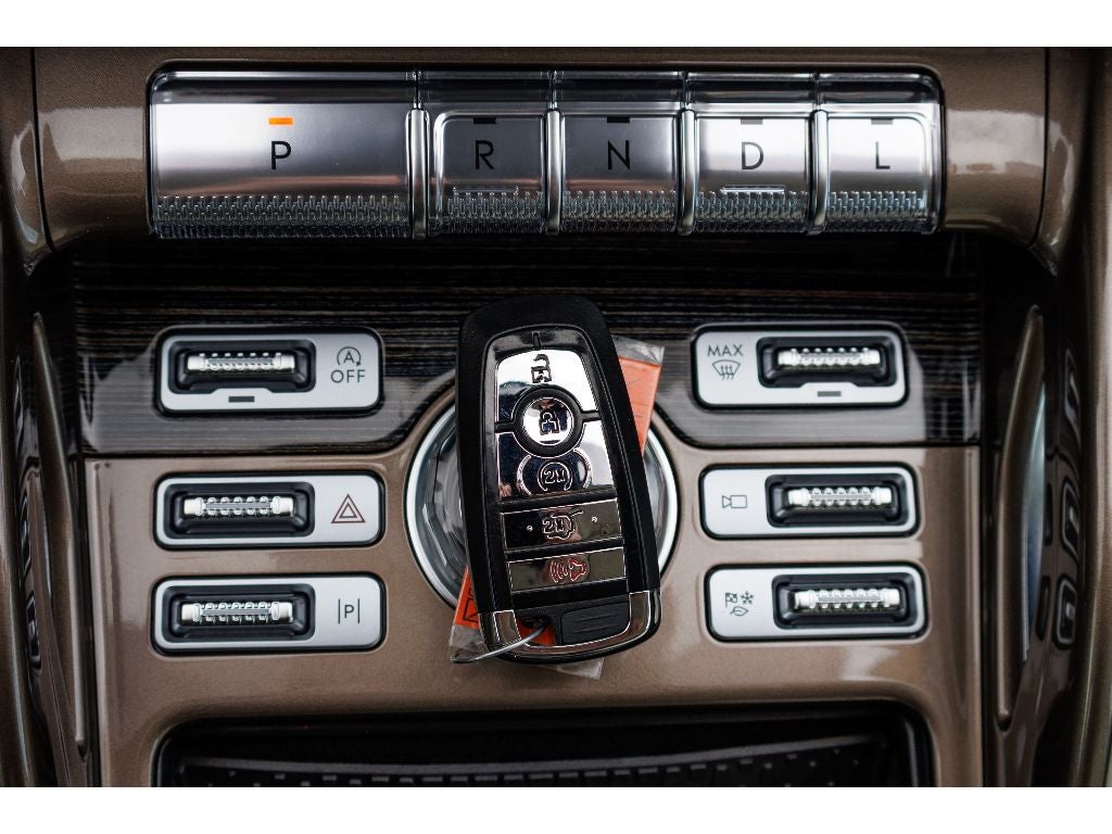 2025 Lincoln Nautilus Black Label