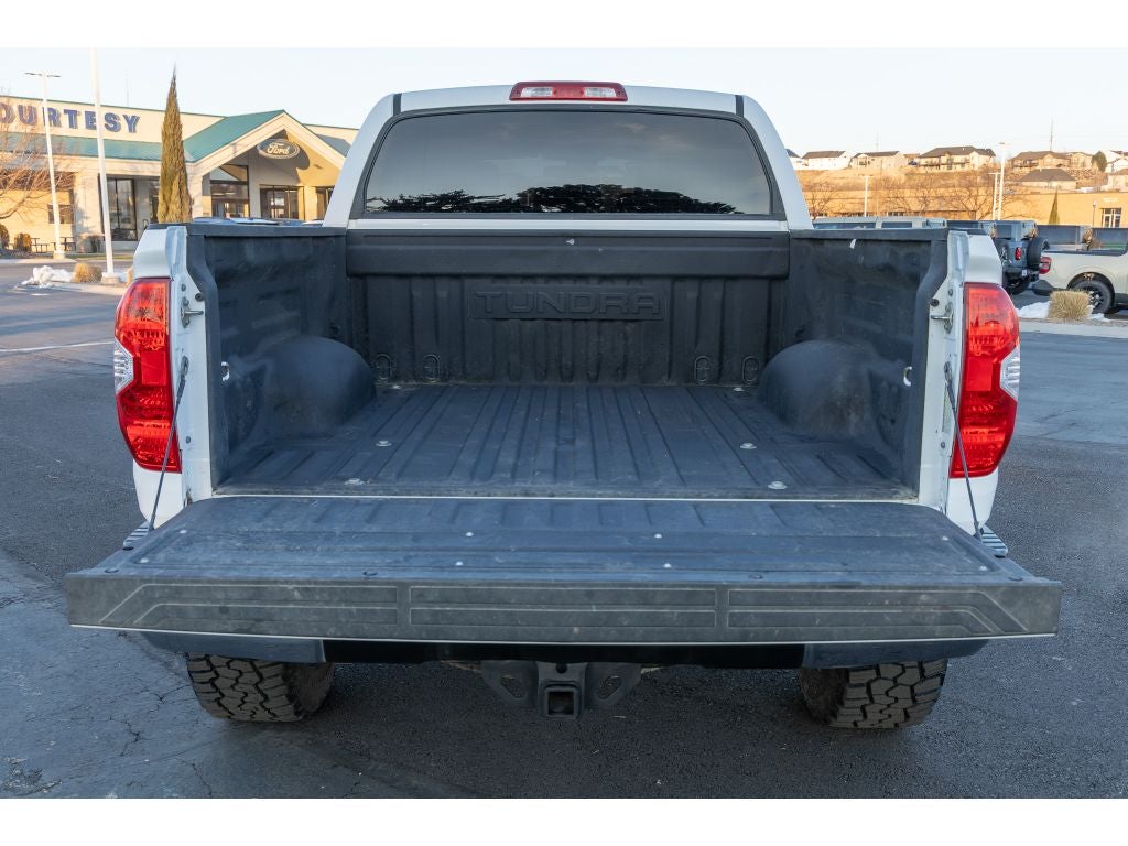 2018 Toyota Tundra SR5